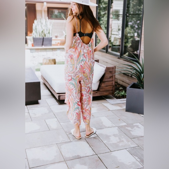 Paisley Print Jumpsuit - Picture 2 of 10